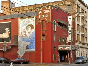 vic theater